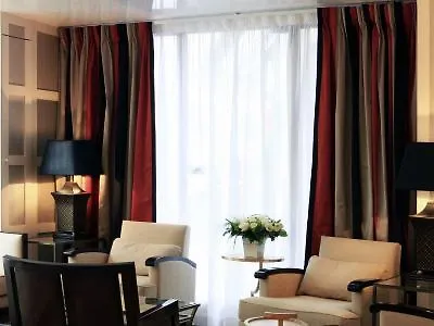 Folkestone Opera Hotell 3*