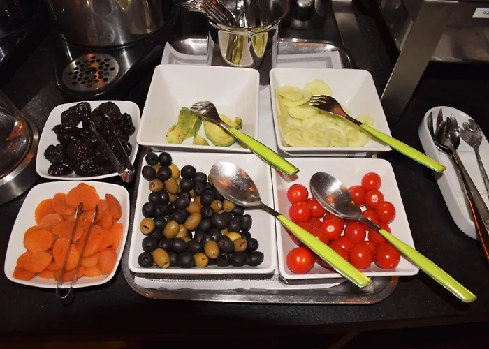 فندق Folkestone Opera 3*