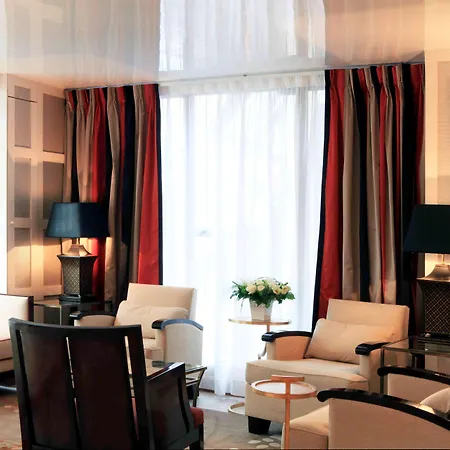 Folkestone Opera Hotel 3*