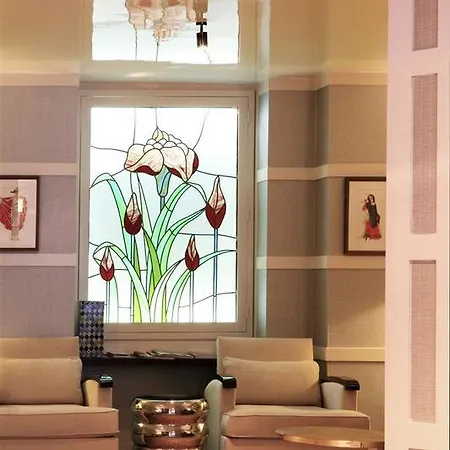 Folkestone Opera Hotel 3*